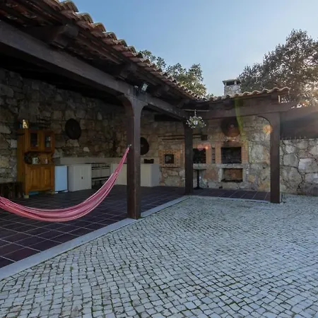 Villa Rua Principal - 3 *