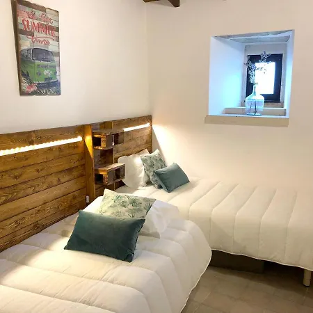Villa Villa Rua Principal - 3 *